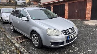 Prodej osobního automobilu Volkswagen Golf AC Kombi