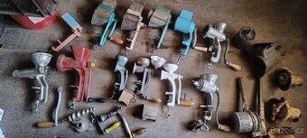 staé mlýnky na mák, maso strouhanku