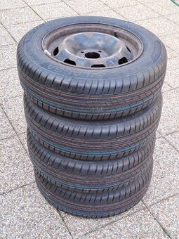 Prodám sadu kol 185/65 R15 obutých do nových letních pneu