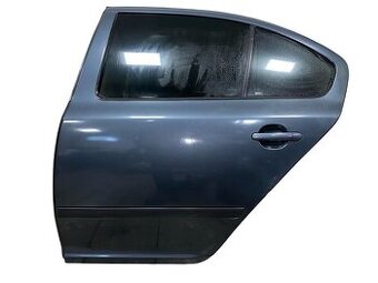 Levé zadní dveře šedá LF8J Škoda Octavia 2 sedan 2008