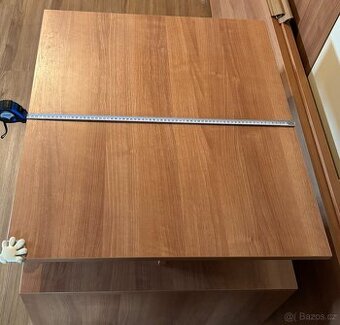 Konferenční stolek