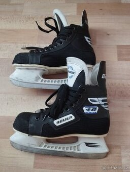 Nabízím brusle Bauer, stélka 255cm (asi 40) cena 500,-
