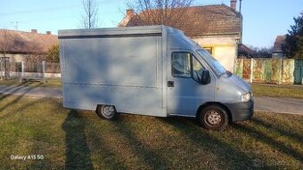 Prodám pojízdnou prodejnu stanek foodtruck food truck