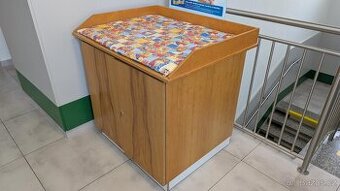 Přebalovací pult - 1