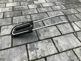 Prodám držák na dětskou sedačku