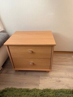 Šatní skřiň +2 noční stůlky