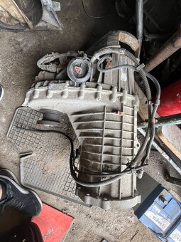 Díly VW Touareg 7L 2.5tdi