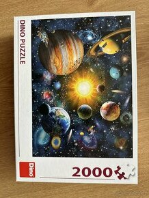 Puzzle 2000 vesmír