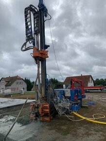 Dělník,Vrtař,Vrtná souprava