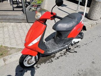 Skútr Piaggio ZIP 50 4T STK platnost do 2028