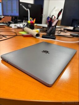 MacBook Pro 13" 2016 256gb Touch Bar