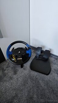 Volant Thrustmaster 150