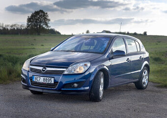 Opel Astra Hatchback 1.4 (2007)