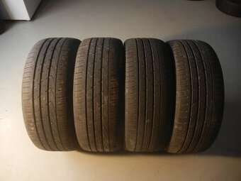 Letní pneu Hankook 235/50R19