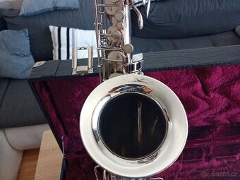 Prodám B Tenor Saxofon Master prima po GO