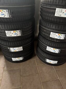 DUNLOP 255 40 19 FULDA 215 40 17
