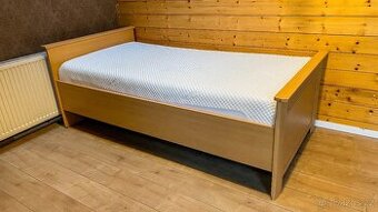 Postel 100x200 cm