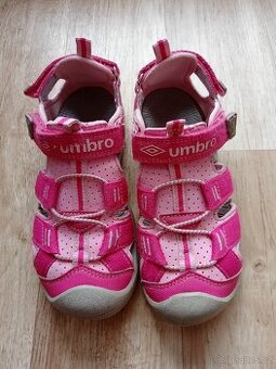 Dívčí sandály Umbro, vel. 33