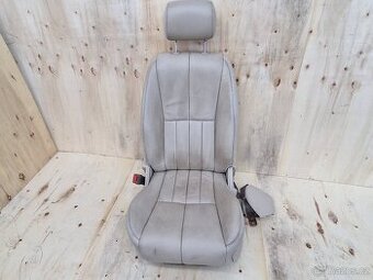 Jaguar S Type sedačka řidiče