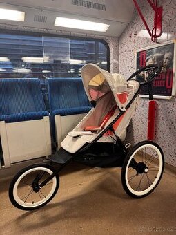 Sportovni kocarek Cybex Avi