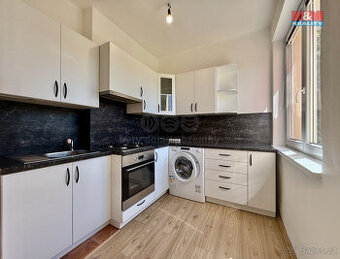 Prodej bytu 2+1, 52 m², Ostrava, ul. Moyzesova