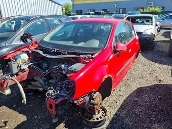 VW GOLF 5 - 1