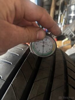 Pneu letni 215/65r16 98h