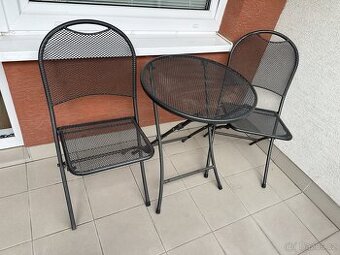 Nábytek na balkon