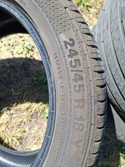 Letní pneu 245/45 R18 Barum