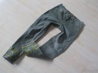 Desigual tmavě zelene džiny vel 38 pas82+ elastan