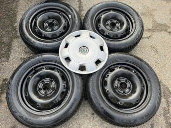 4ks plechové disky 14" 5x100 zimní Fabia 80% pěkné
