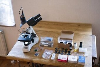 Mikroskop Levenhuk MED 10T a bohaté příslušenství