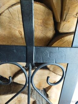 Kovaná předsíňová stěna