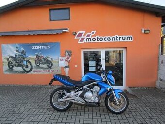 Kawasaki ER-6n POUZE 12150KM MOC HEZKÝSTROJ