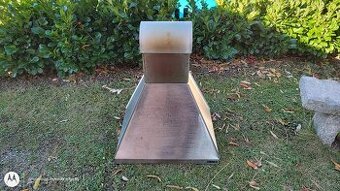 Nerezový kouřovod zahradního grilu