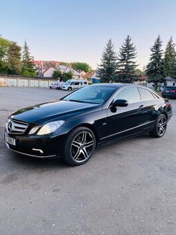 Mercedes Benz e350cdi coupé (c207) po servisu