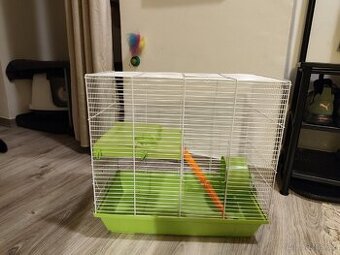 Prodám minimálně používanou klec.