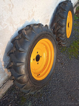 Prodám kola 6/16 se šípovým vzorem na malotraktor.