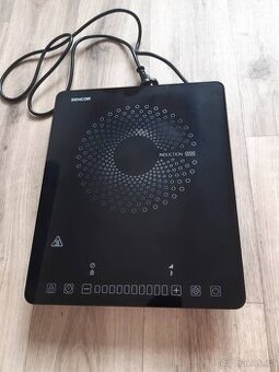 Indukční vařič SENCOR SCP 3701BK