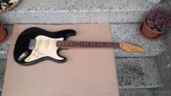 Elektrická kytara Golden Ton