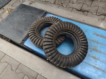 Guma,pneumatika,vozík,tonáž,kára,dílna,garaž