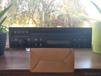Originál autorádio s CD