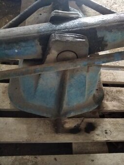 Prodám originál nápravu na ZETOR25N