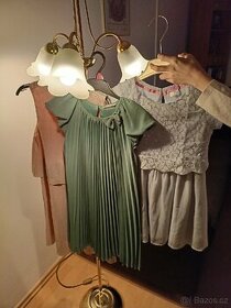 Dívčí společenské šaty