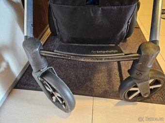 Kočárek dvojombnace 2v Baby Design Husy