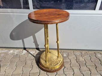 Starožitný kávový,barový stolek masiv (První republika)