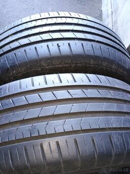 205 55 16 letní dvě pneumatiky,cena kus 350kč, pěkný vzor -