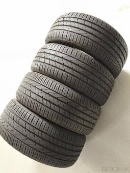235/50/19 Hankook Ventus S1 Evo2, 2022, vzorek 7.4mm.