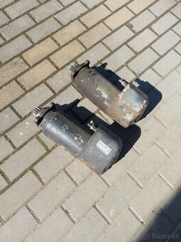 Prodám startéry Zetor Crystal