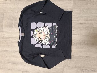 Různá trika s dlouhým rukávem vel. 134